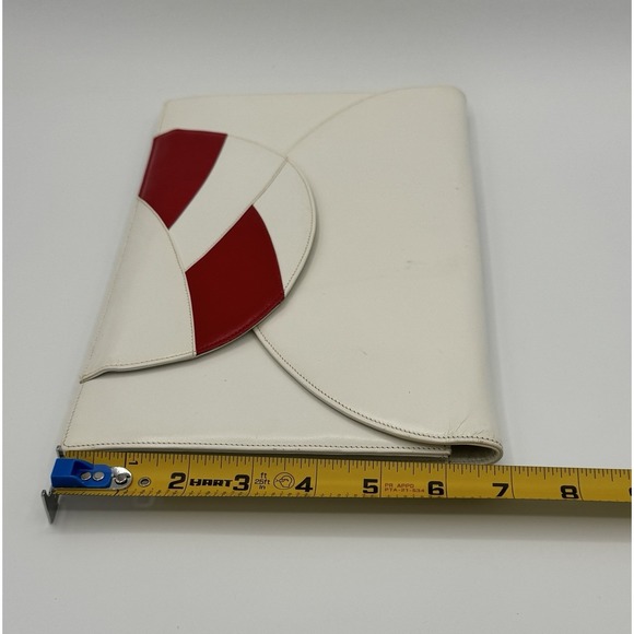 Bally White Leather Clutch Made in Italy Vintage Designer Classic Chic Read
